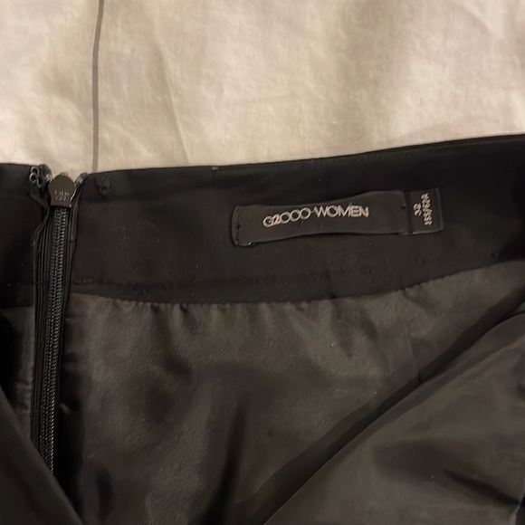 Black wool skirt for office - Picture 2 of 5